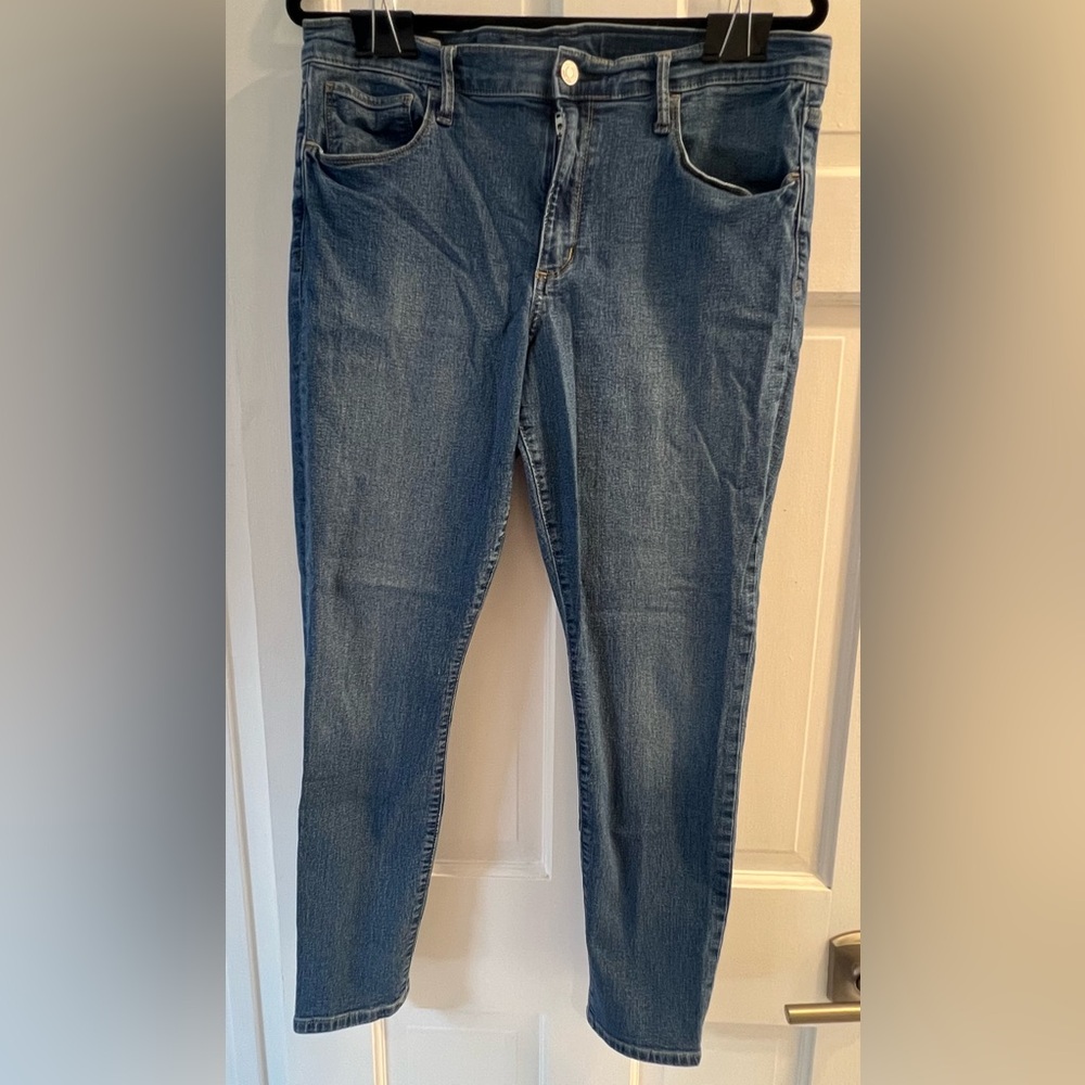 GAP Mid Rise Blue Jeggings